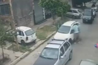 Ataques pirañas de delincuentes que roban a los compradores a la salida de la tradicional feria