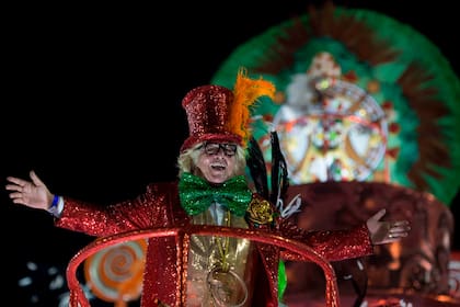 Miembro de la escuela de samba Grande Río