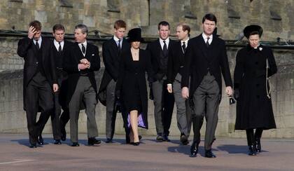 Miembros de la familia real durante el funeral de Margarita