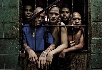 Miembros de la mara Barrio 18 en la cárcel de Quezaltepeque, El Salvador