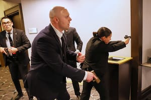 El Servicio Secreto vuelve a estar bajo escrutinio tras la irrupción un atacante en la cena de corresponsales