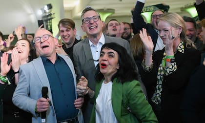 Miembros del Partido Verde festejan el triunfo en Baden-Württemberg