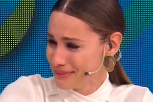 Pampita Ardohain se quebró al aire en su programa: “¡Qué emoción!“