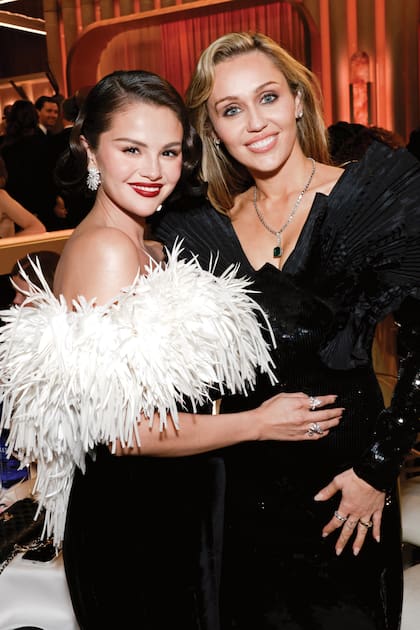 Mientras crecían, Selena y Miley cultivaron una linda amistad. La foto del domingo pasado confirma que sigue intacta a pesar de los años