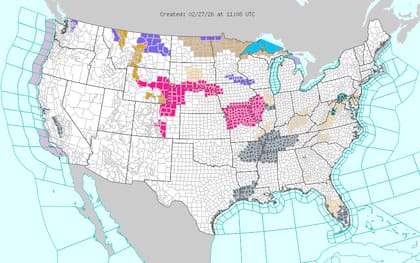 Mientras el sistema del norte organiza el aire frío, un segundo frente se extiende desde el Atlántico medio hasta el Golfo de México