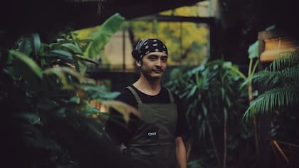 Mientras estudiaba en el colegio, a contraturno iba al IAG y también trabajaba en un restaurante de Barracas.