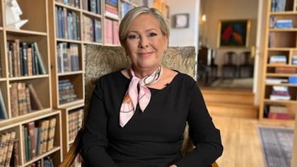 "Mientras exista la violencia de género, no estamos haciendo lo suficiente", afirma la presidenta Tomasdottir