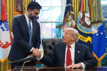 Mientras que la imagen de Mamdani subió a nivel estatal, las políticas migratorias de Trump fueron vistas como excesivas