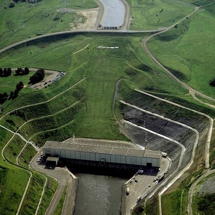 Mientras que las agencias de agua del sur de California celebraron la propuesta, Newsom recibió críticas de los condados del Delta