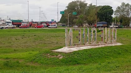 Mientras se normaliza Bahía Blanca, continúan los bloqueos en Puerto Quequén
