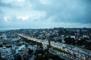 Qué se espera en California ante la alerta por ola de frío polar y tormenta invernal con nevadas en EE.UU.