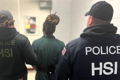 Migrantes con años en EE.UU. quedan expuestos a las deportaciones masivas