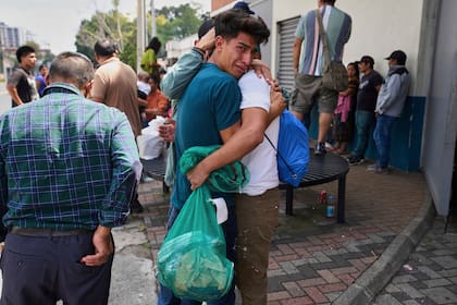 Migrantes de siete naciones perderán su posibilidad de permanecer legalmente en Estados Unidos el 14 de enero de 2026