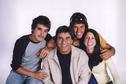 Miguel Ángel Rodríguez, Florencia Bertotti, Mariano Martínez y Nicolás Cabré, los protagonistas de Son amores