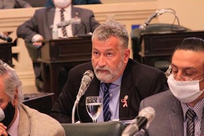 Miguel Arias, de 71 años, fue baleado el jueves en pleno acto de cierre de campaña del Frente de Todos