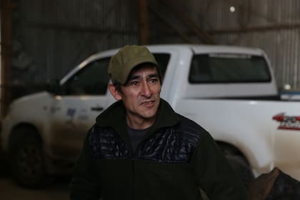 Miguel Cárdenas en la Cooperativa Ganadera Indígena en Ingeniero Jacobacci