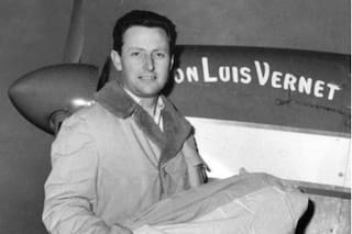 La hazaña de un piloto que hace 60 años voló solo a las islas, plantó bandera y reclamó la soberanía