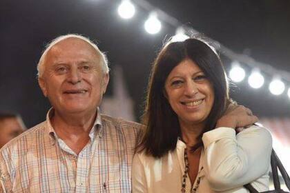 Miguel Lifschitz y Clara García