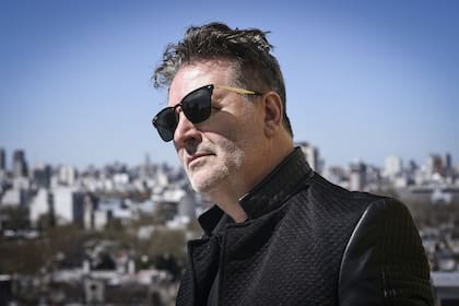 En la actualidad Miguel Mateos prepara una ópera rock para una orquesta de 80 músicos y su banda