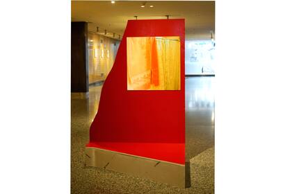 Obra de Miguel Mitlag hecha para la muestra "El espacio rasgado"