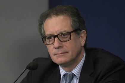 Miguel Pece seguirá a cargo del Banco Central