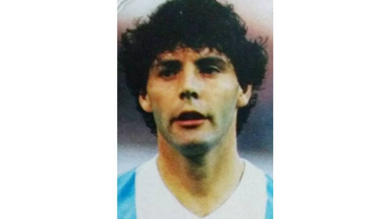 Miguel Russo disputó 17 partidos con la camiseta de la selección argentina, pero el DT Bilardo finalmente decidió no llevarlo al Mundial de México en 1986