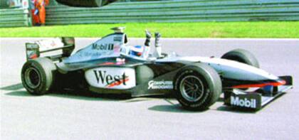 Mika Hakkinen ganó los títulos de 1998 y 1999 con McLaren; Ron Dennis dejó marchar a Adrian Newey y la escudería de Woking entró en declive