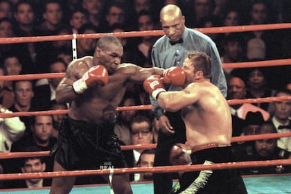 Mike Tyson en acción