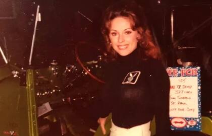 Miki fue conejita durante gran parte de los setentas.