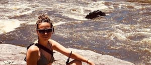 Al cambiar de mastólogo recibió el diagnóstico adecuado y su madre, en la quimioterapia, le dijo que era adoptada