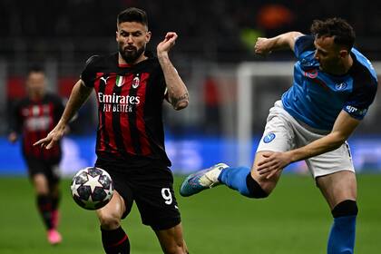 Milan y Napoli juegan la revancha en el estadio Diego Maradona