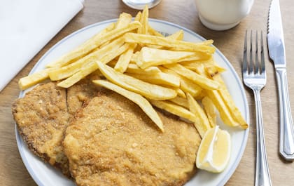 Milanesa con fritas en Puchero