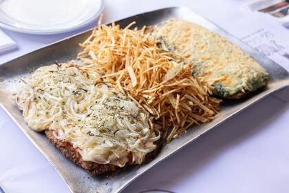 Milanesas de La Dorita gratinadas con tres quesos, con espinacas, napolitana, caprese o fugazzeta