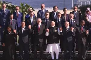 Milei, al lado de Macron