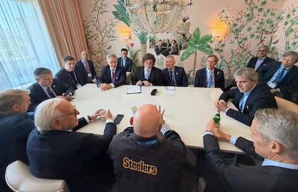 Milei con empresarios en Estados Unidos