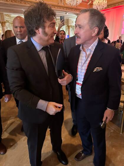Milei con Peter Lamelas, el nuevo embajador de Estados Unidos en la Argentina.