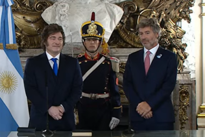 Milei durante el juramento de Mahiques como ministro de Justicia