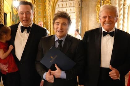 Milei junto a Elon Musk y Donald Trump.