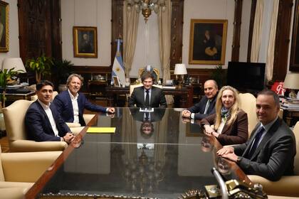 Milei junto a las autoridades de Mercado Libre en la Argentina