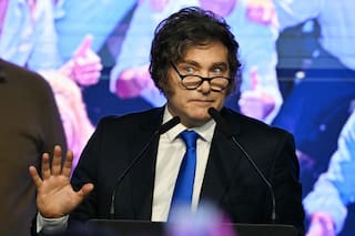 Milei, en guardia contra Cristina Kirchner y Chiqui Tapia