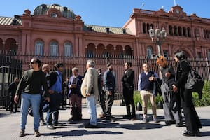 Milei reabre la sala de periodistas en la Casa de Gobierno, pero impondrá restricciones