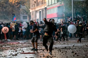 Chile: masiva manifestación en Santiago contra Sebastián Piñera
