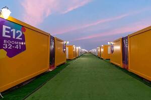 Ni hotel ni departamento: cómo es vivir el Mundial de Qatar durmiendo en un container por US$ 200 la noche