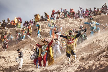 Miles de personas celebran todos los años el carnaval en la Quebrada de Humahuaca