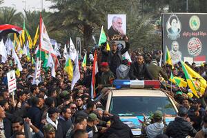 “¡Muerte a EE.UU.!”: el grito en el masivo funeral de Qasem Soleimani en Irak