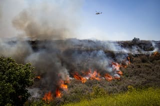 Miles de personas reciben orden de evacuación por incendio en el sur de California