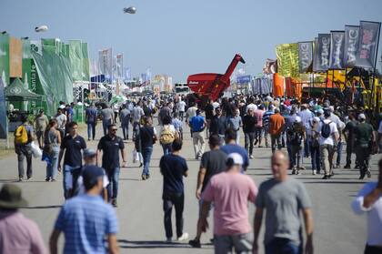 Miles de personas recorrieron Expoagro en busca de nuevas tecnologías para las tareas agropecuarias