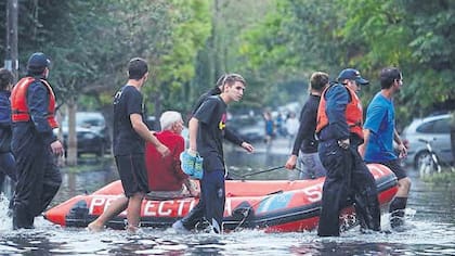 Abril de 2013: miles de personas sufrieron la inundación