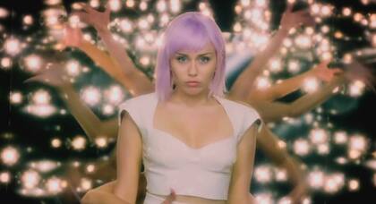 Miley Cyrus en un episodio de Black Mirror