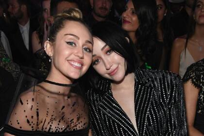 Miley y Noah Cyrus